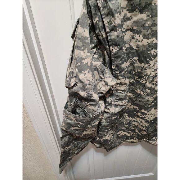 US ARMY Digital Camo Combat Shirt Military Tactical UCP Jacket Large Short New! - Picture 7 of 10